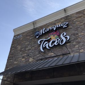 Los Marquez Tacos